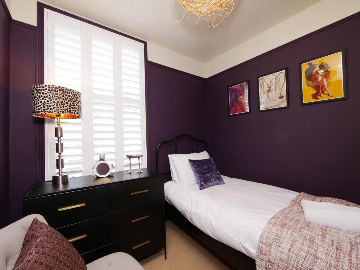 Bar Wall Cottage-City Wall Views-Sleeps 5 York Exterior foto